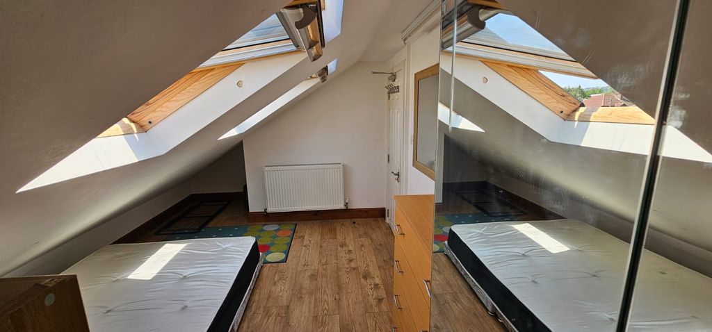 Property photo 1 of 14 Furnished Double Room