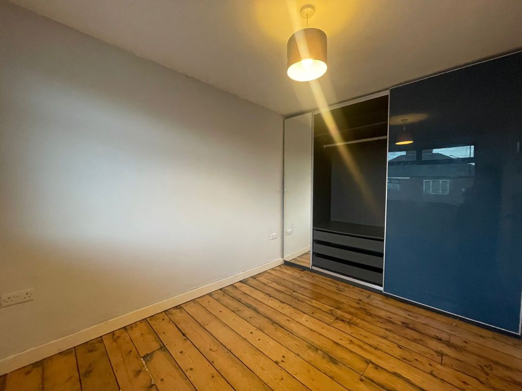 Property photo 2 of 8 Bedroom