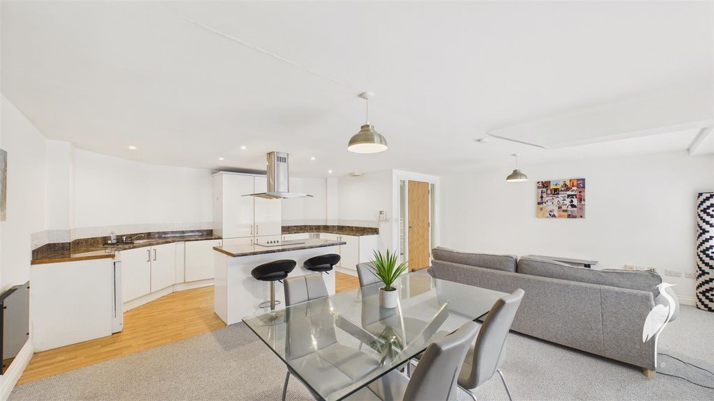 Property photo 2 of 15 Open Plan Lounge/Dining &amp; Kitchen