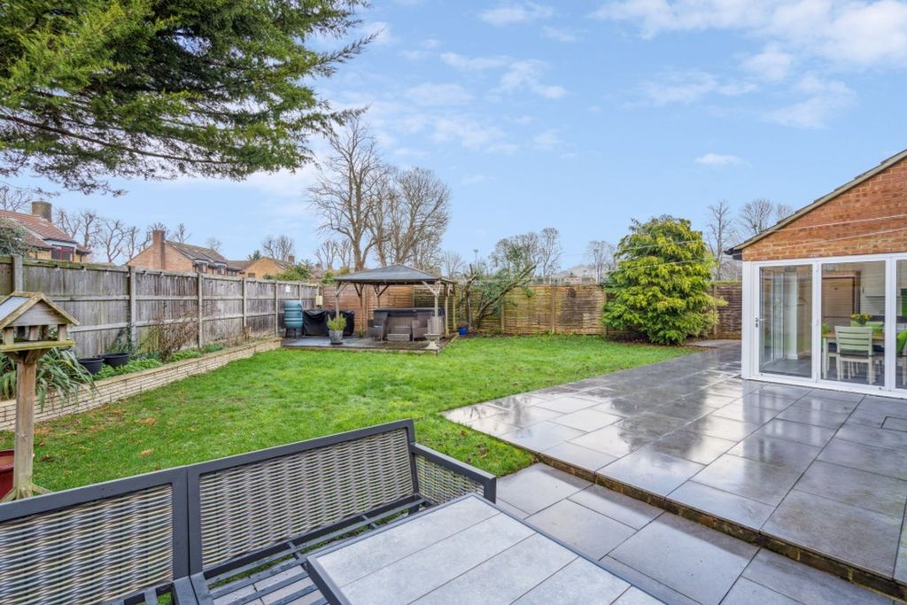 Property photo 3 of 19