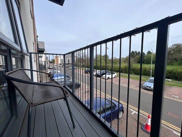 Property photo 3 of 12