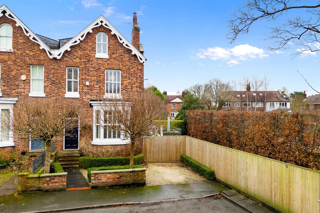 Property photo 1 of 41 Main