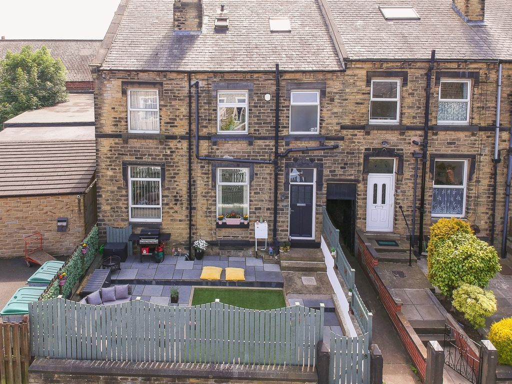Property photo 1 of 17 Syringa St