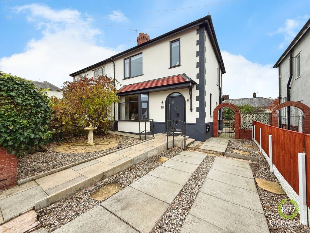 Property photo 1 of 21