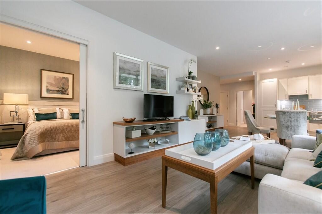 Property photo 2 of 11 Living Room