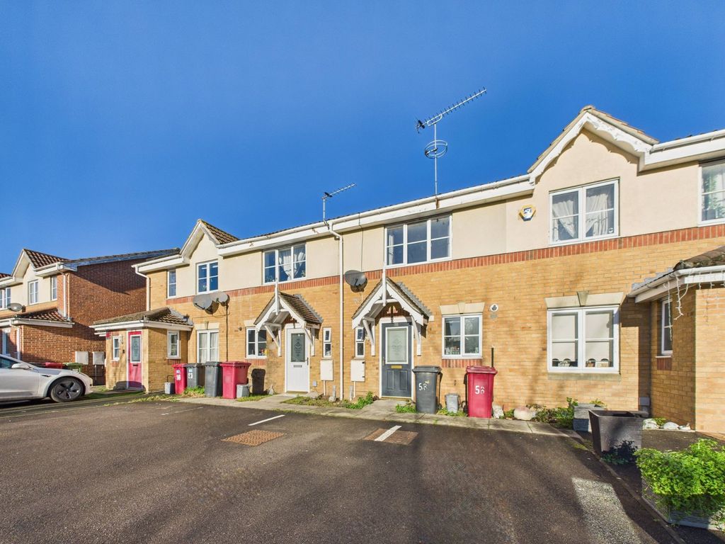 Property photo 1 of 10 Front