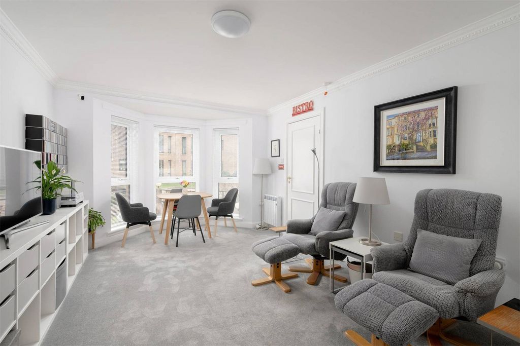 Property photo 3 of 20 Picture No. 05