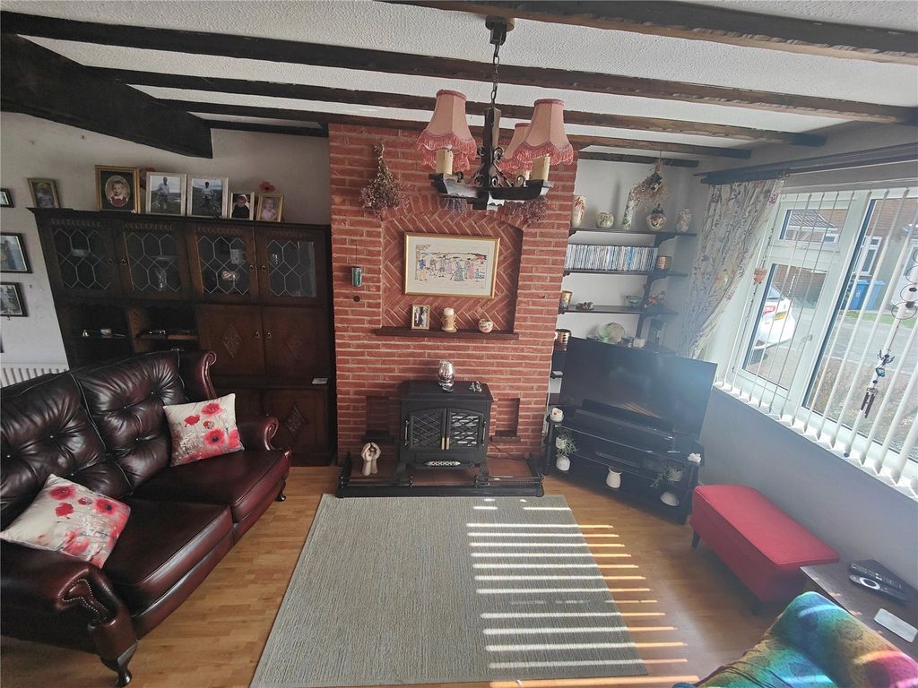 Property photo 2 of 23 Picture No. 19