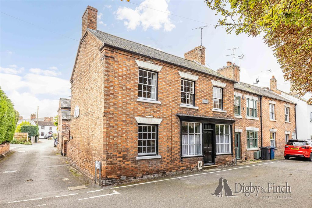 Property photo 1 of 18