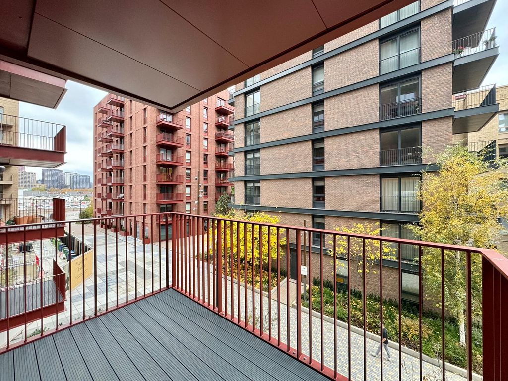 Property photo 3 of 19 Gallery