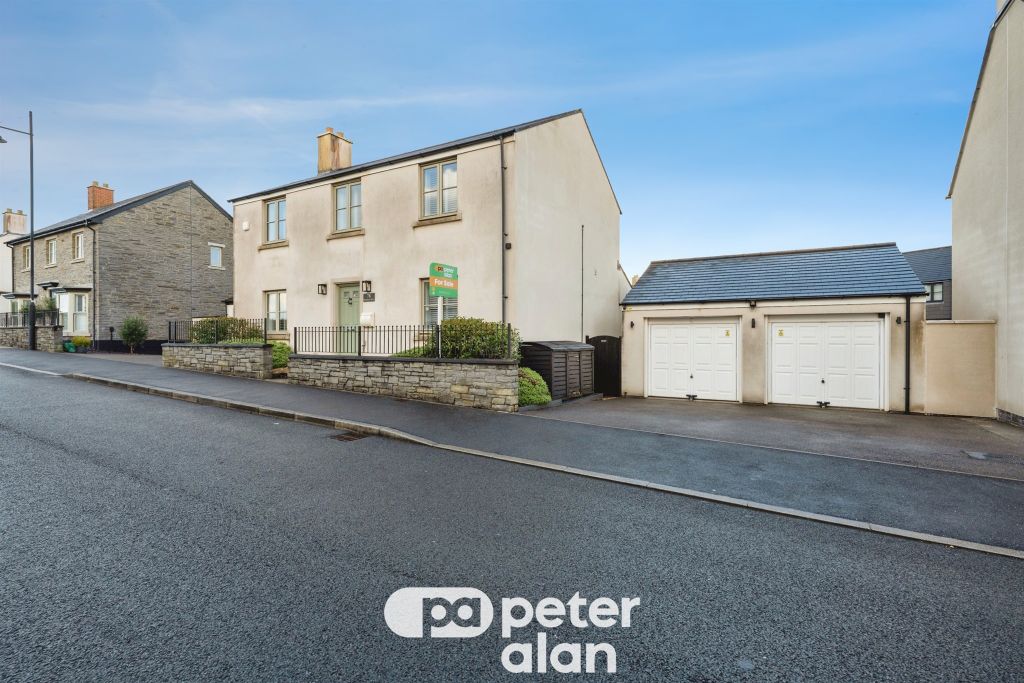 Property photo 1 of 23