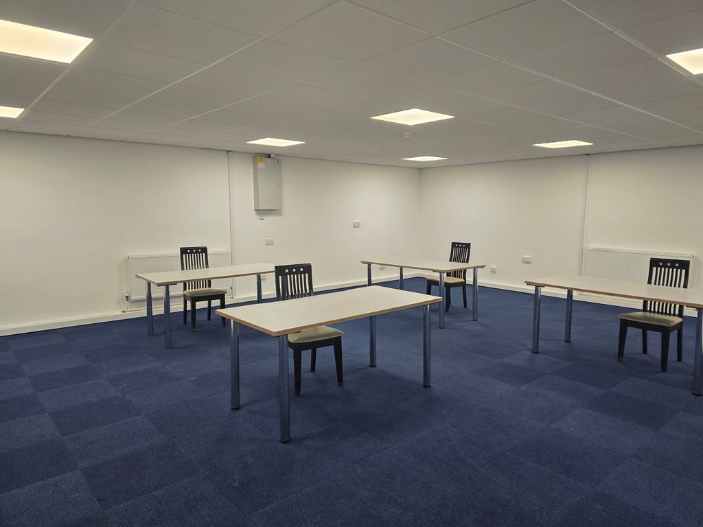 Property photo 2 of 2 Internal Office Space 