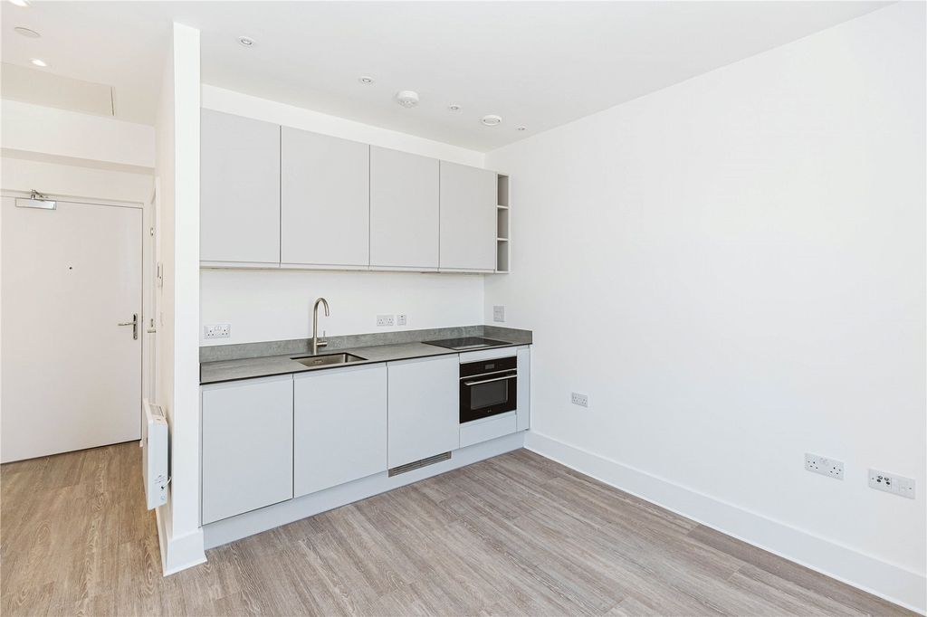 Property photo 2 of 11 Picture No. 01