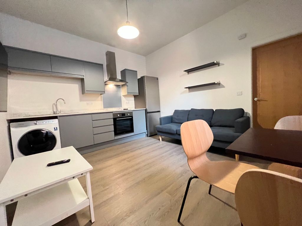 Property photo 2 of 8 5014