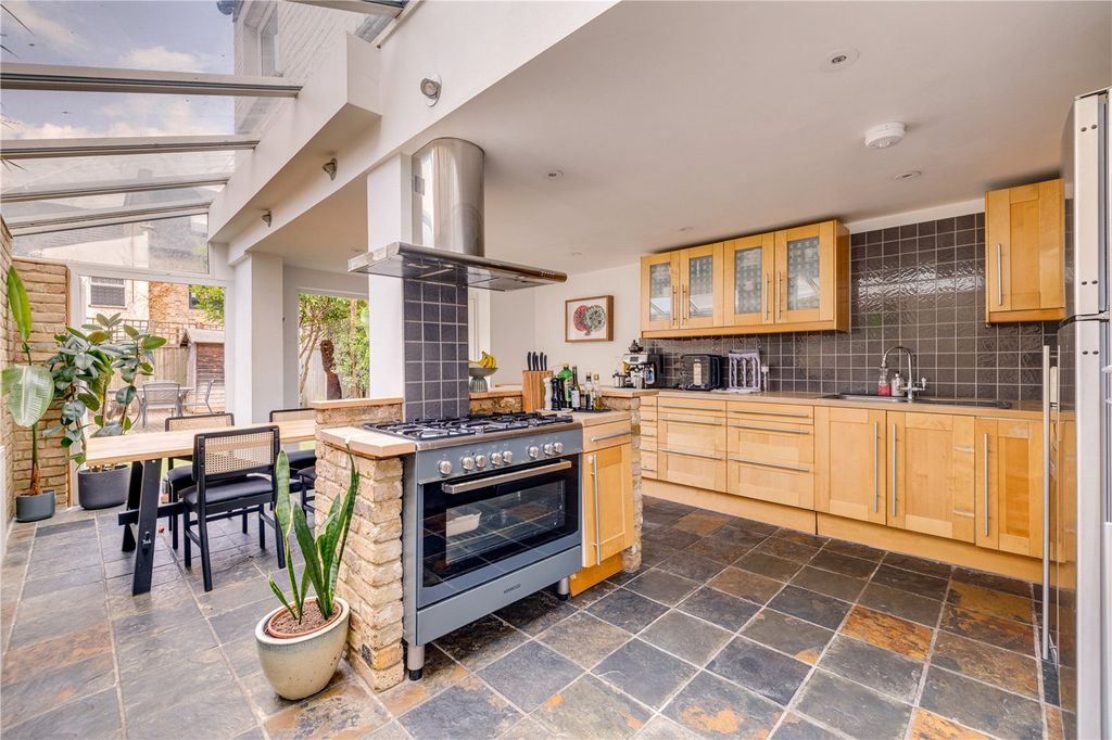 Property photo 1 of 11 Picture No. 08