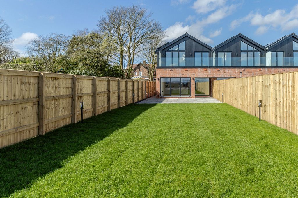 Property photo 1 of 39