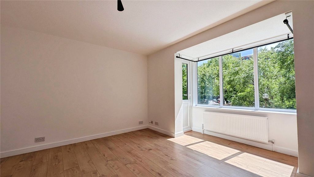 Property photo 1 of 10 Reception Room