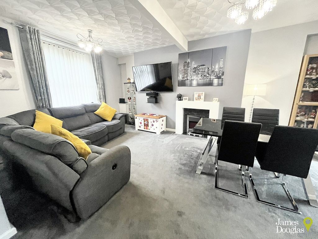 Property photo 2 of 20 Livdin1
