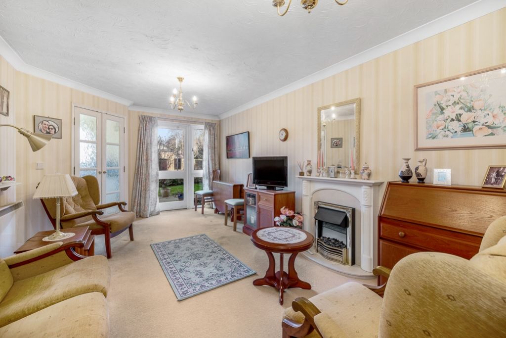 Property photo 2 of 25 53 Georgian Court (Spalding)-22