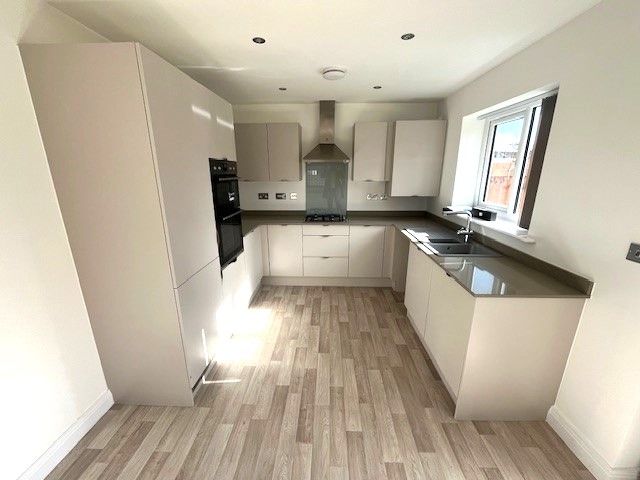 Property photo 2 of 13 2