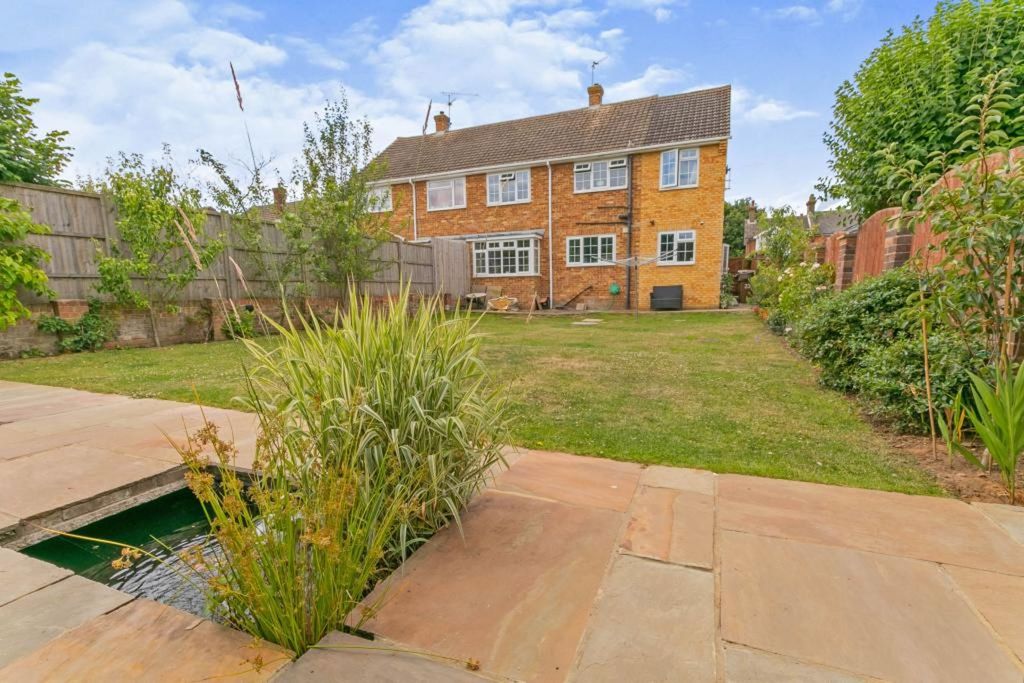 Property photo 2 of 13