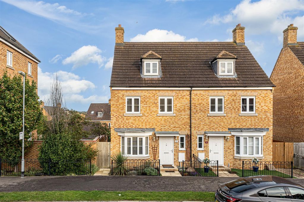 Property photo 1 of 30 42 Roman Road, Little Stanion (1 Of 30).Jpg