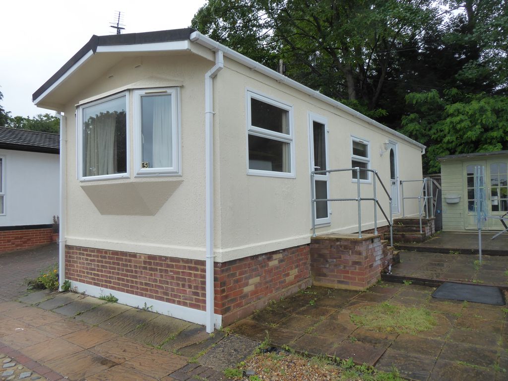 Property photo 1 of 8