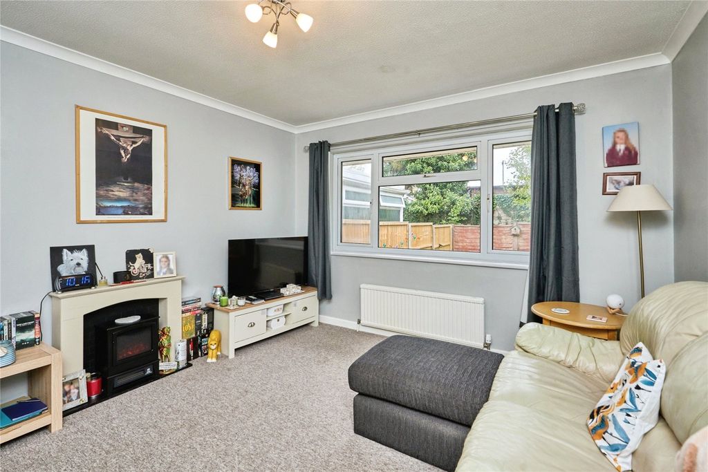 Property photo 3 of 12 Picture No. 15