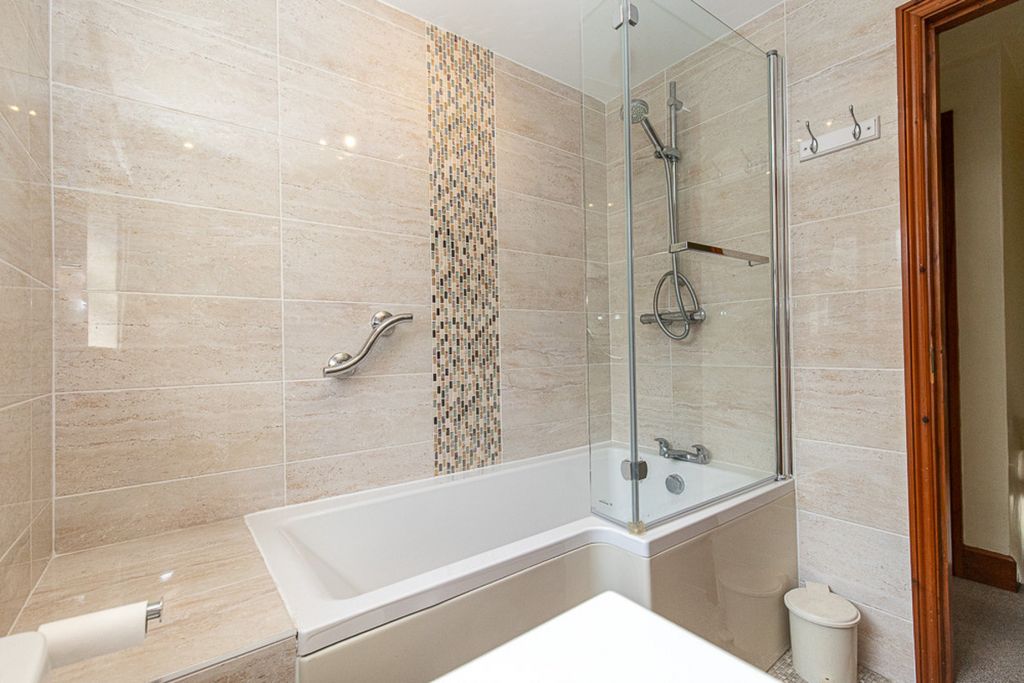 Additional image 17 of 2 bed terraced house to rentDouglas Street, Peel, 1 IM5