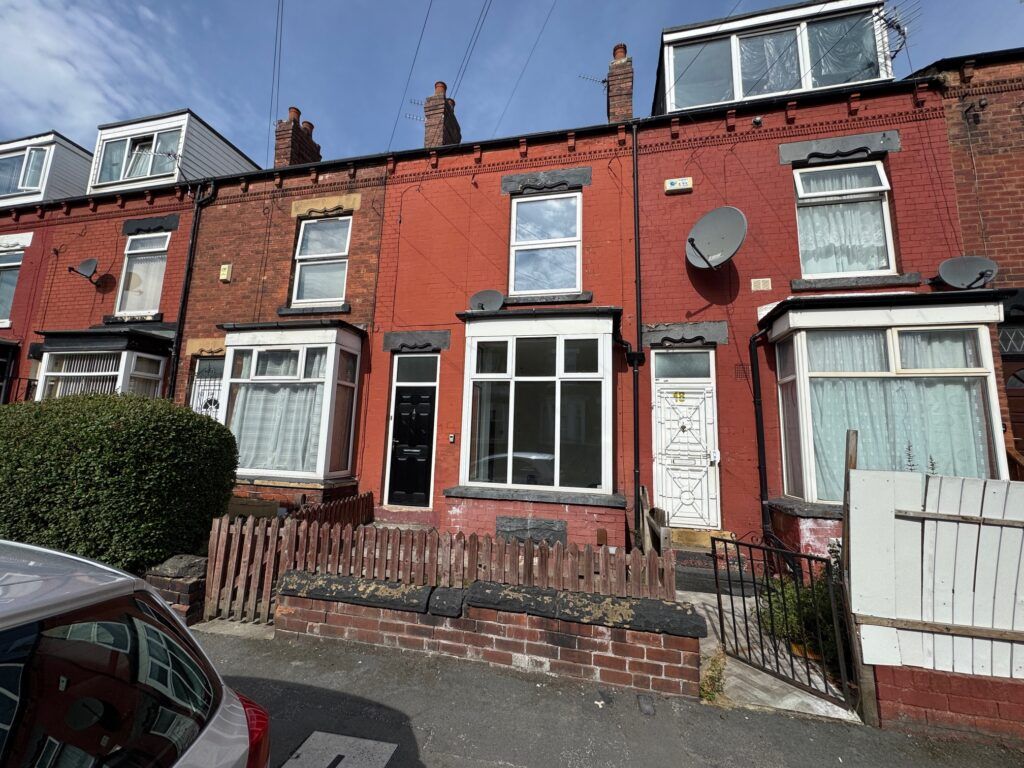 Property photo 1 of 8