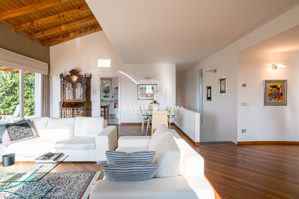 Property photo 3 of 48