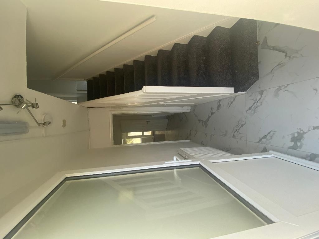 Property photo 2 of 17 Photo 2