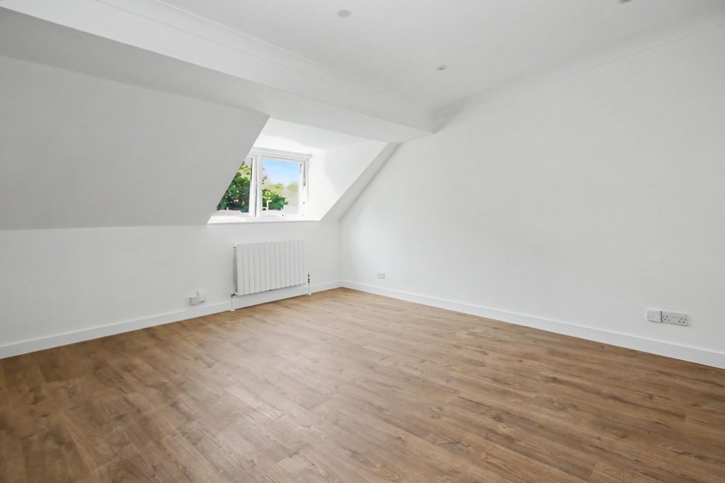 Property photo 2 of 9 Img_9850