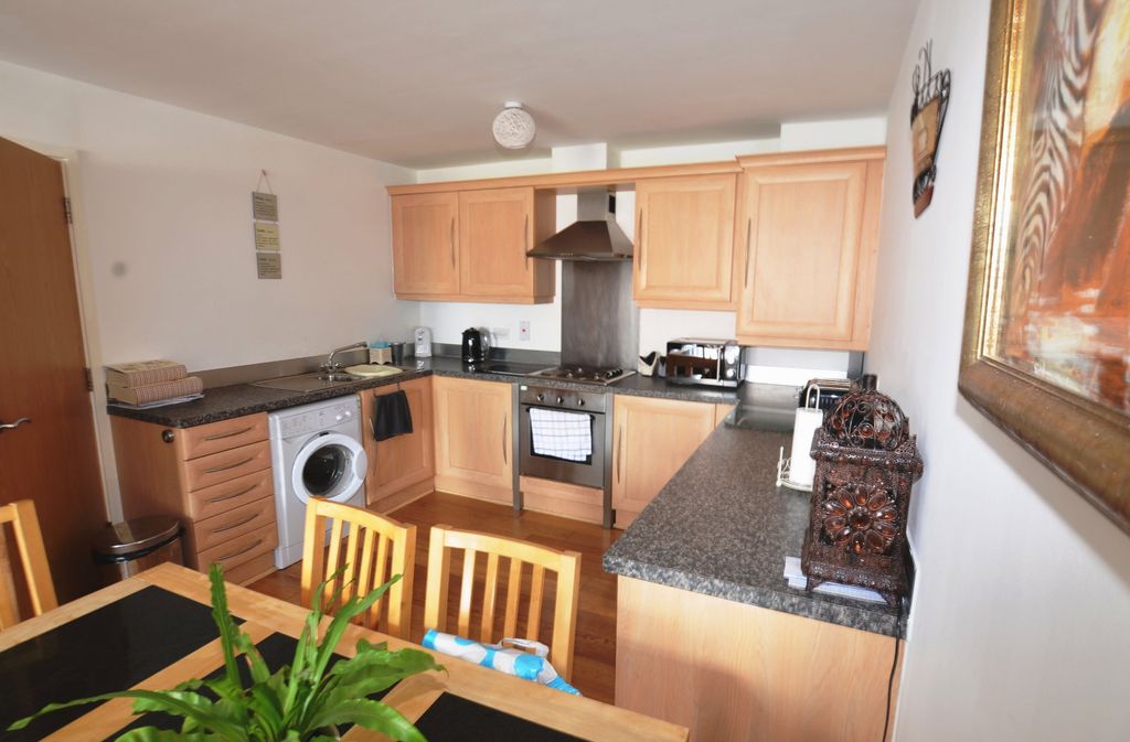 Property photo 3 of 7