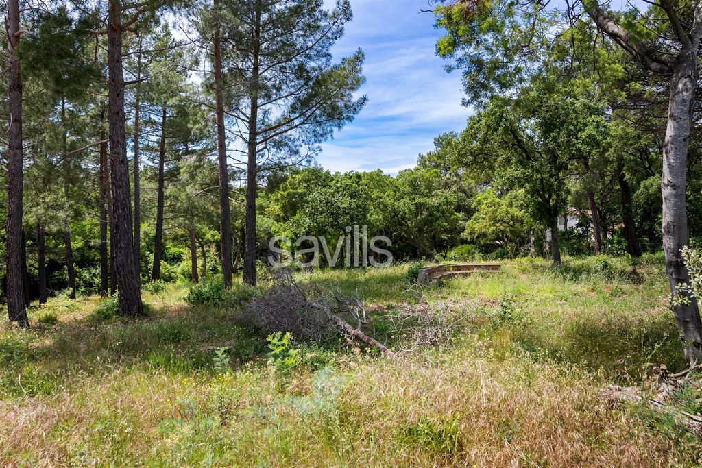 Property photo 1 of 3 Land For Sale With Granted Building Permit.