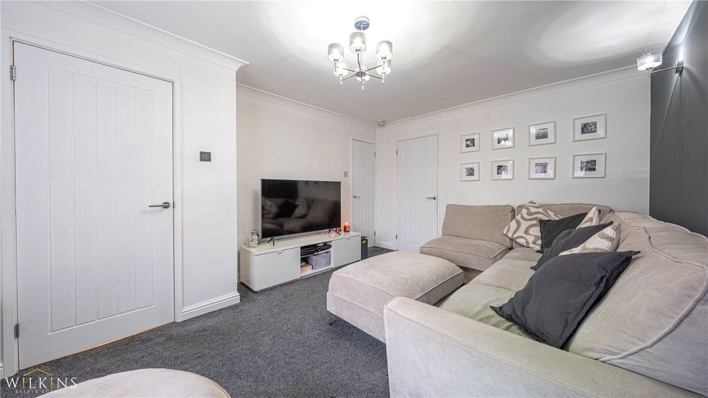 Property photo 3 of 24 Picture No. 20