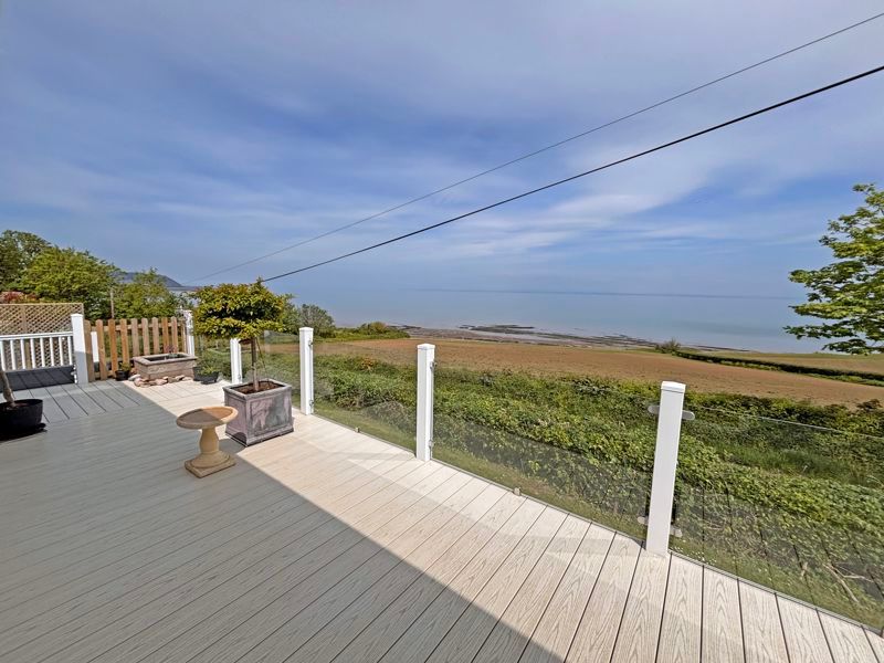 Property photo 2 of 21 Decking