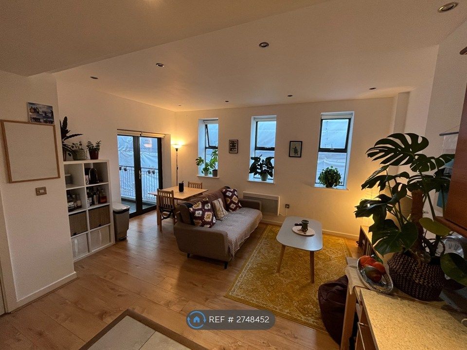 Property photo 3 of 9