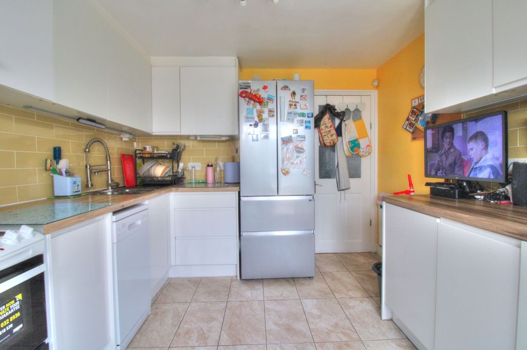 Property photo 3 of 15 Img_2489_90_91