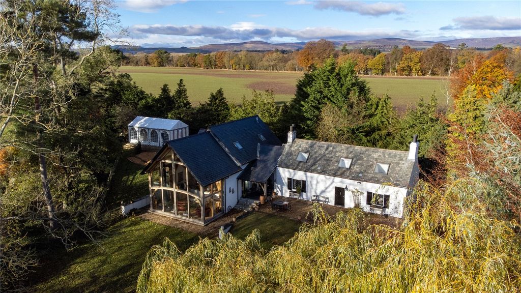 Property photo 3 of 19 Aerial View