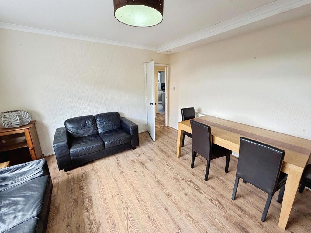 Property photo 1 of 7 Pbox-Img.Jpg