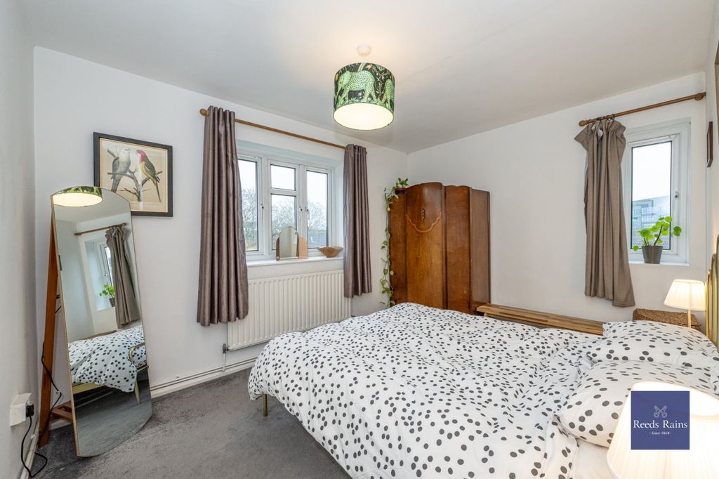 Property photo 3 of 14 Picture No. 10