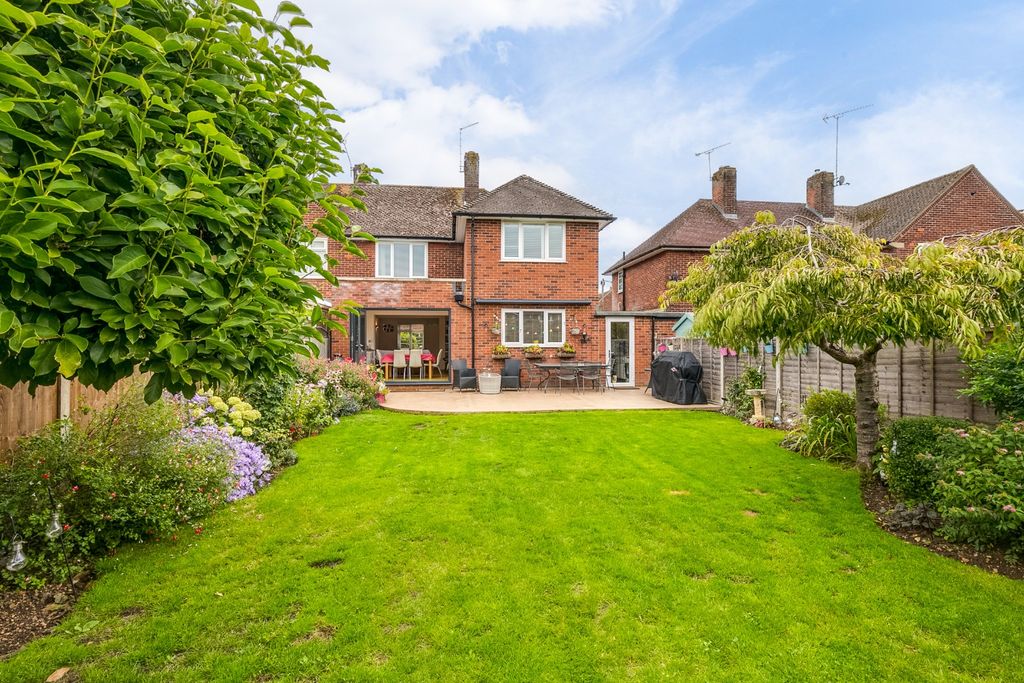 Property photo 2 of 30 4415445