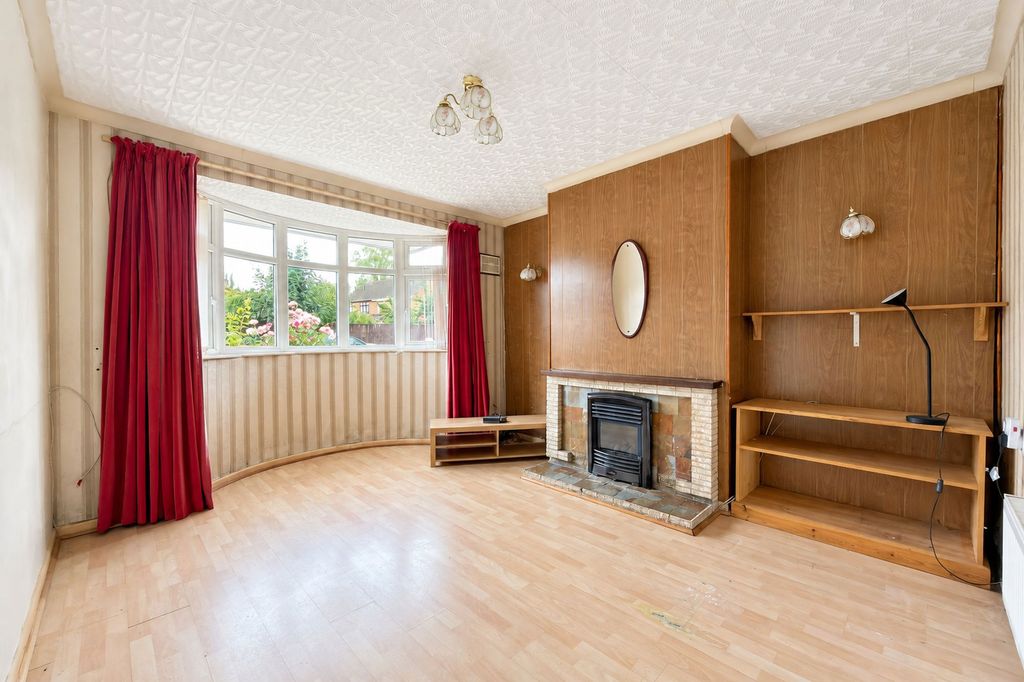 Property photo 3 of 19