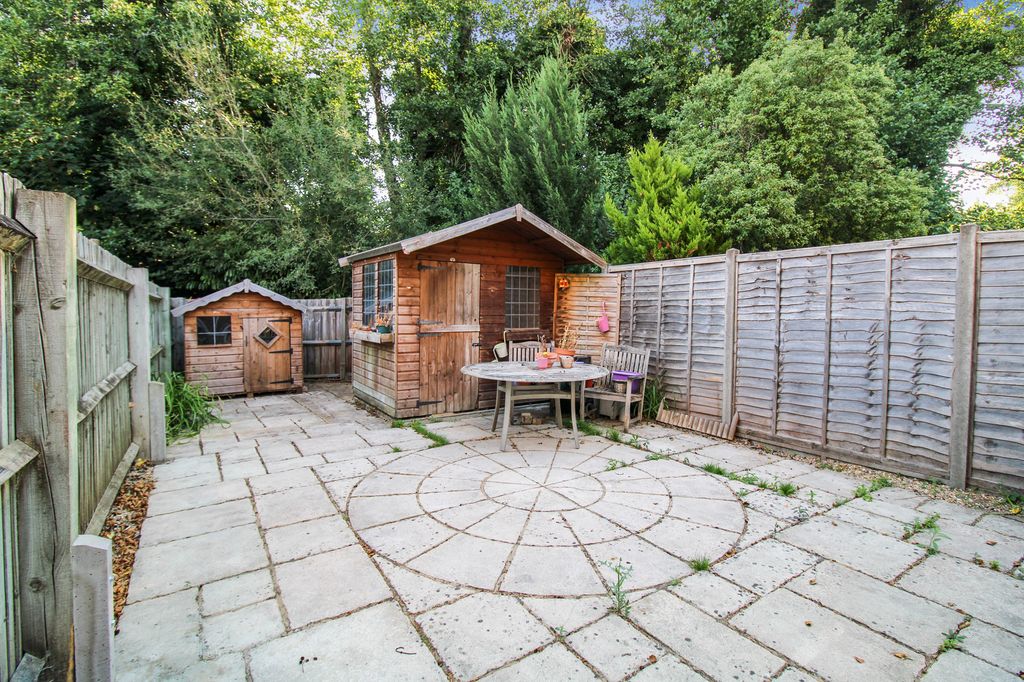 Property photo 3 of 14