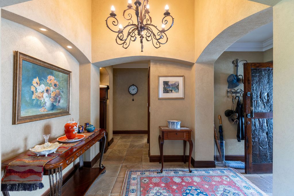 Property photo 2 of 66