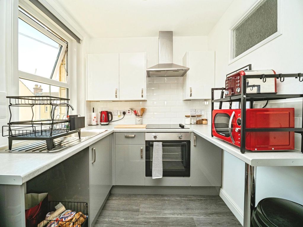 Property photo 3 of 14 Pbox-Img.Jpg