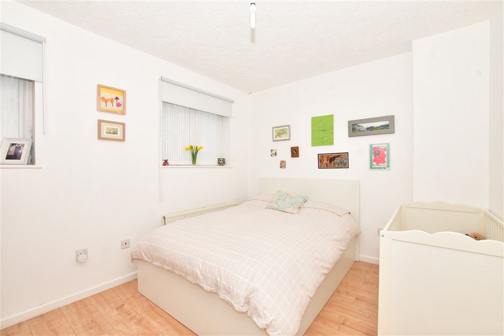 Property photo 1 of 8 Bedroom 1