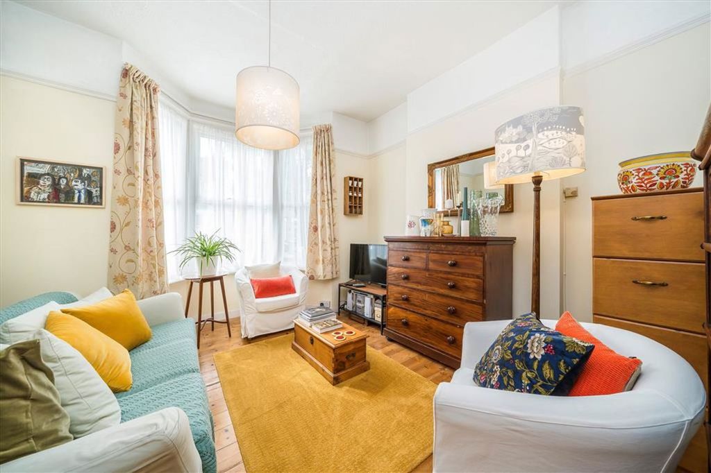 Property photo 1 of 6