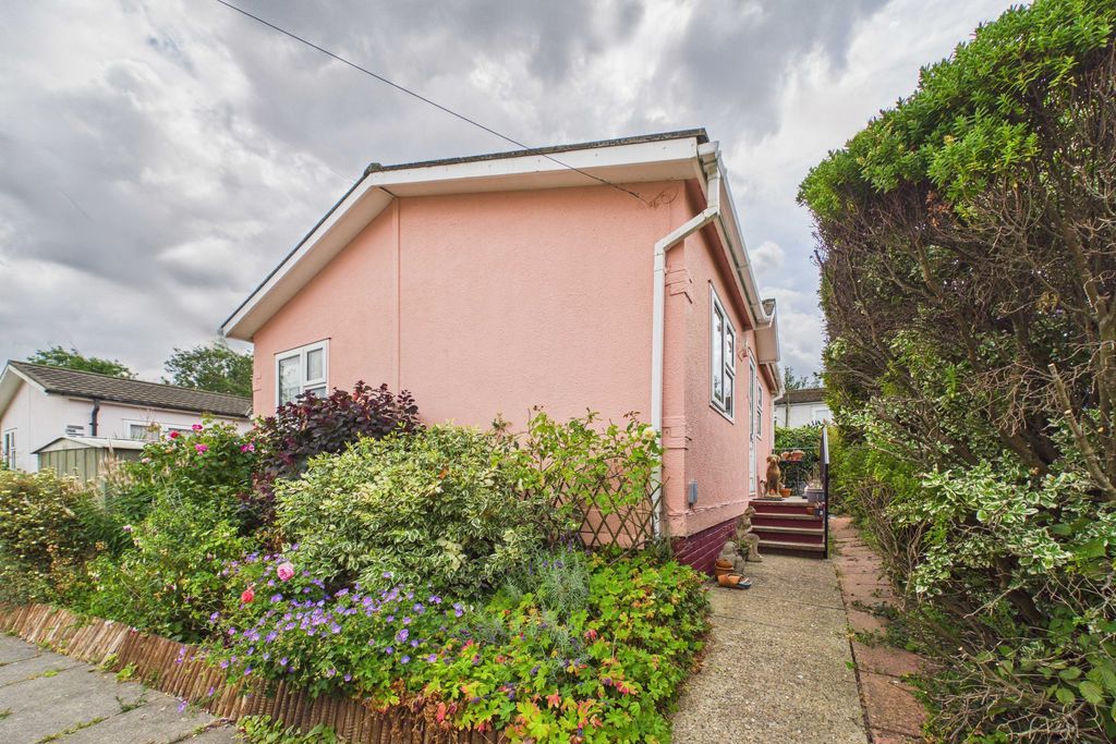 Property photo 1 of 11 Photo 1